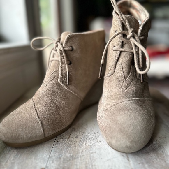 Toms Shoes - Toms Tan Suede Ankle Booties
